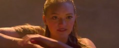 Gemma Ward sings in the Pirates of the Caribbean