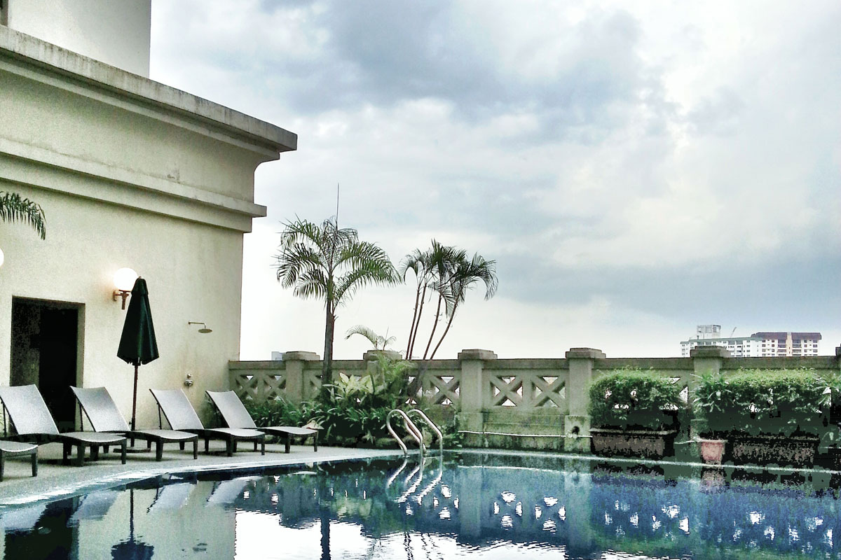 Ritz Butler How to use the Butler at the Ritz Carlton Kuala Lumpur